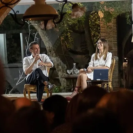 Le Foglie Di Acanto Panzió 4*
