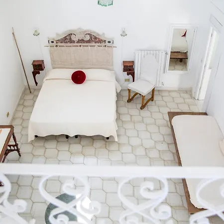 Le Foglie Di Acanto 3* Lucera