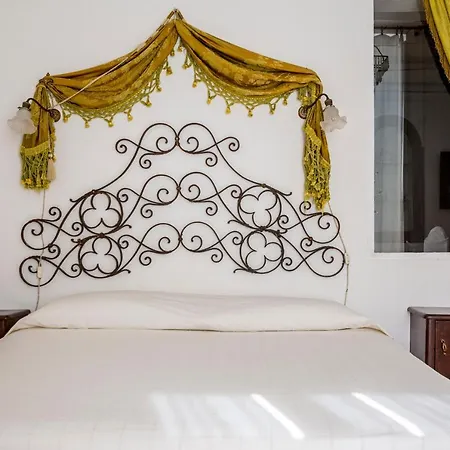 Le Foglie Di Acanto Bed & Breakfast