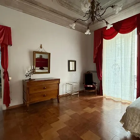 Le Foglie Di Acanto 3*